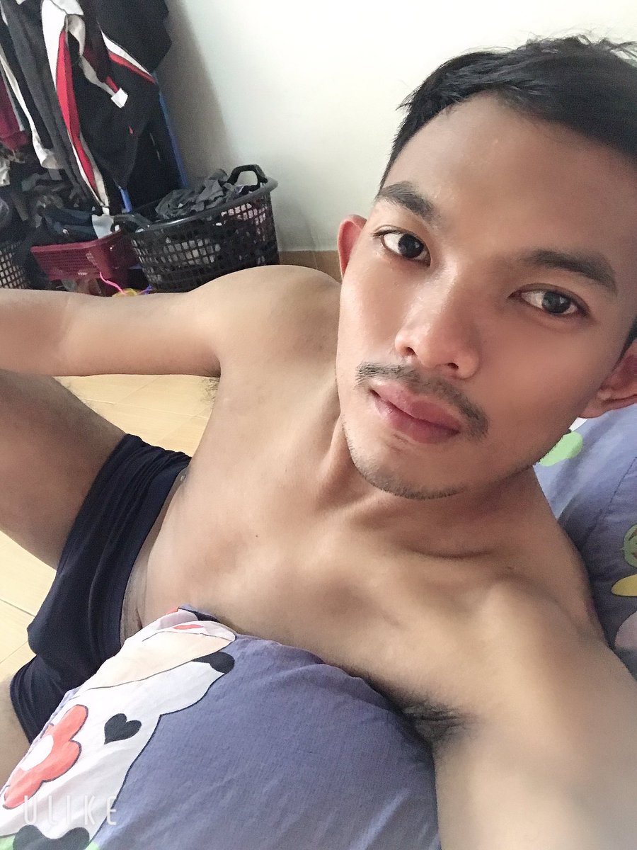 bukko1234's tweet photo. เลิกงานแล้วนะ….ว่างจังนวนคร รังสิต ครับ https://t.co/7a2KaezsBt