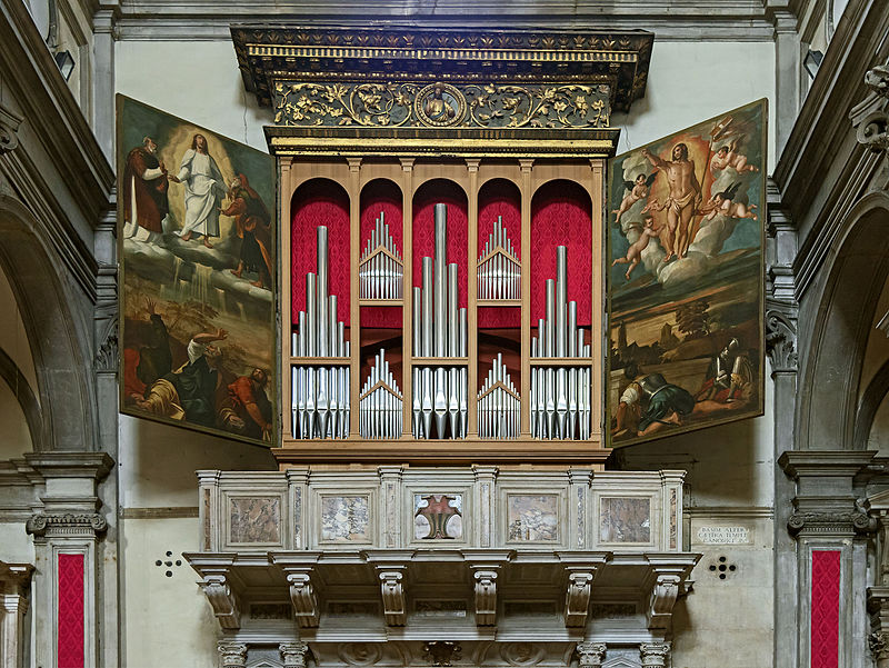 alberto_sanavia's tweet photo. #9settembre 1488, #Venezia: si stipula il contratto per i dipinti che faranno parte dell’organo monumentale della chiesa di San Salvador. Il tutto verrà realizzato ben più tardi (1530 circa). Le portelle che chiudono la facciata dello strumento sono di Francesco #Vecellio https://t.co/vbgIsUYdHF