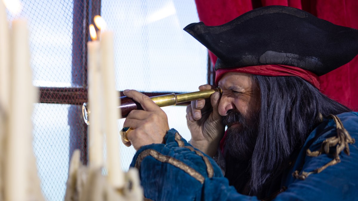 Kapten Kaboom spanar efter nya deltagare på väg mot fortet! 🧐
Bara några dagar kvar nu... 🤩 #fångarnapåfortet