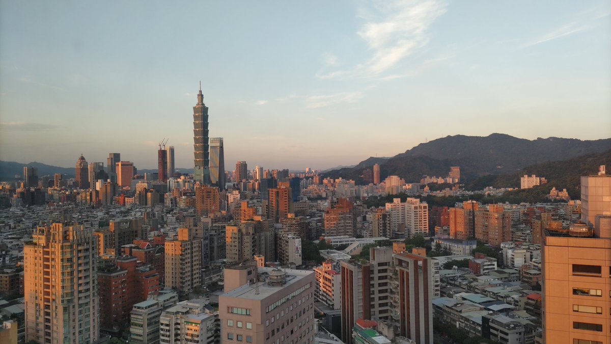 slabster13's tweet photo. 🌇
#taipei101 #taiwan
#sharpaquoszero https://t.co/kpb0BSuPcI