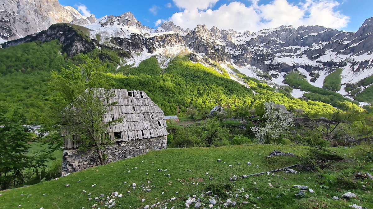 GO2Albania's tweet photo. #AlbanianAlps #NationalPark with magnificent #landscapes #mountains #rivers #valleys #biodiversity #cultural &amp; #natural #heritage facing management challenges
#GO2 &amp; #IKR engaged with #community awareness to preserve &amp; inherit its values supported by #PrespaOhridNatureTrust #PONT https://t.co/TMFn8TW45L