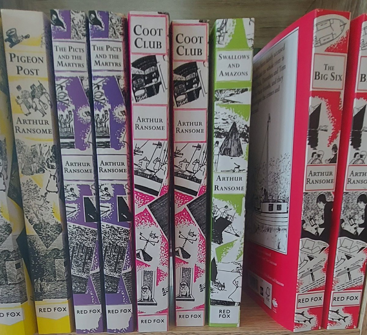 Preparing for my upcoming tour...such a complex person who did much more than write children's books...📚
@ArthurSociety #Mavis @ifnotduffers #arthurransome #literaturetours @McrLitFest @RSLiterature @TimesEducation #Literature #booktours #BookClub #bookclubs #ALevel #english