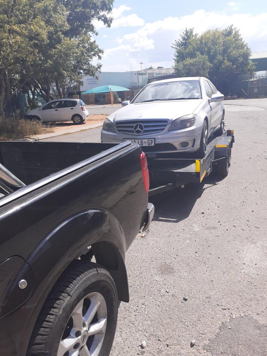 bk_towing's tweet photo. We Provide Affordable Flatbed Towing Services In Randburg, Fourways, Roodepoort &amp; Surrounding Areas
We’re fast, convenient, and reliable!
Call 0799816333. #Musa #malema #basotho #Gauteng #JobSeekersSA #JubJub https://t.co/VHO8iypU3c