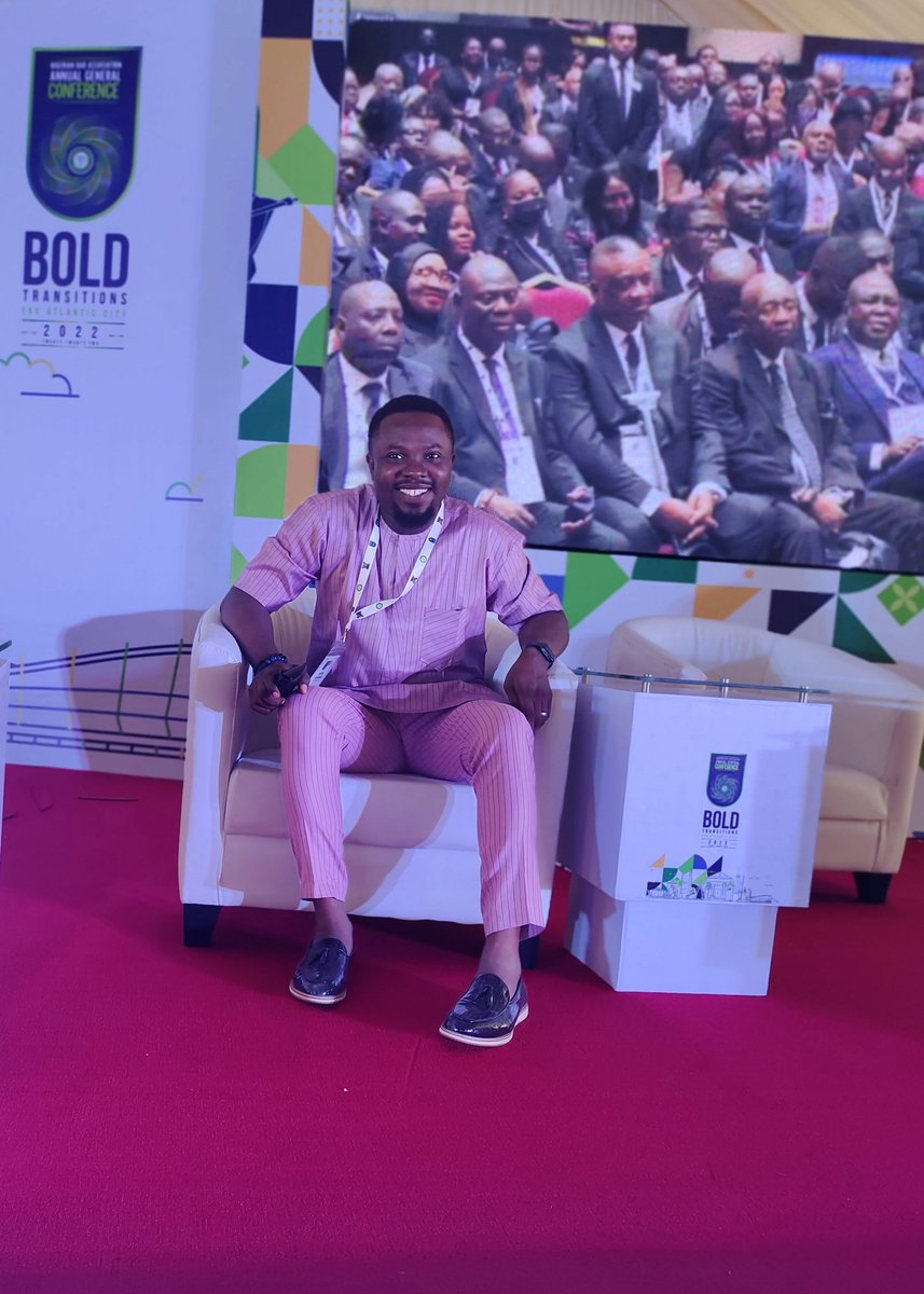 Victornkemjika's tweet photo. I'm am live at the Nigerian Bar Association Conference at Eko Atlantic City Lagos , I am a proud Member of the largest Bar in Africa , and I am Obidient !!!
#NBAAGC2022
#BoldTransition
#PeterObiForPresident2023 https://t.co/uXMSpj6BTG
