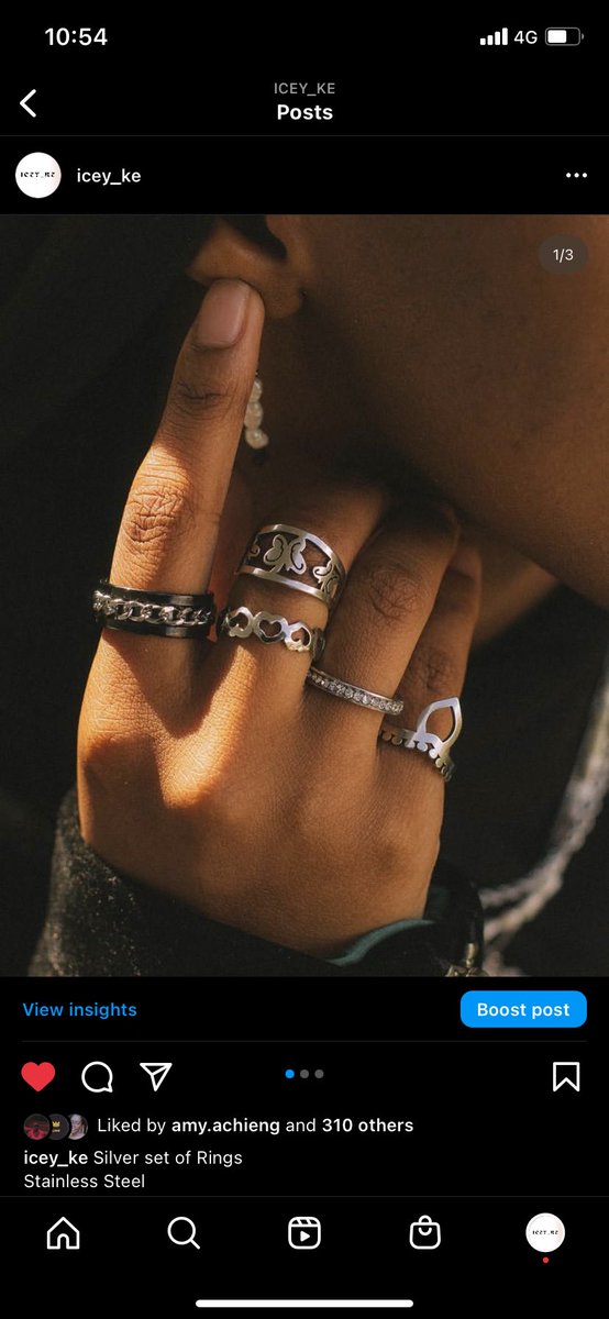 AmyAchieng's tweet photo. Hey 🥰I sell jewelry and cards on insta https://t.co/k4j4323HzT 
I’m also looking to collaborate with anyone in the creative industry photographers ,videographers ,fashion designers ,creative directors https://t.co/n9jDsV1dM2
