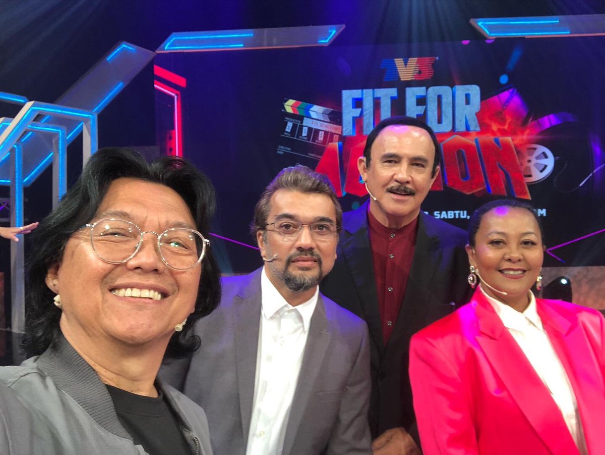 AzizMOsman's tweet photo. Mulai 3 September, program realiti baru #fitforaction ditayangkan setiap Sabtu jam 10mlm di @tv3malaysia https://t.co/B2UWzJxApg
