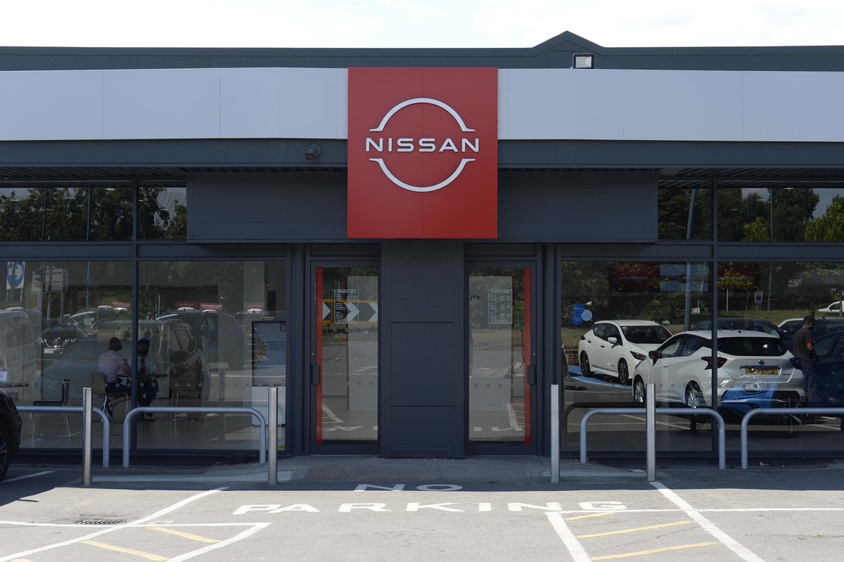 ChilternDesigns's tweet photo. Nissan Heathrow - Ancaster group - https://t.co/yTXhQmaFjJ https://t.co/1Ih1ZAk5y3