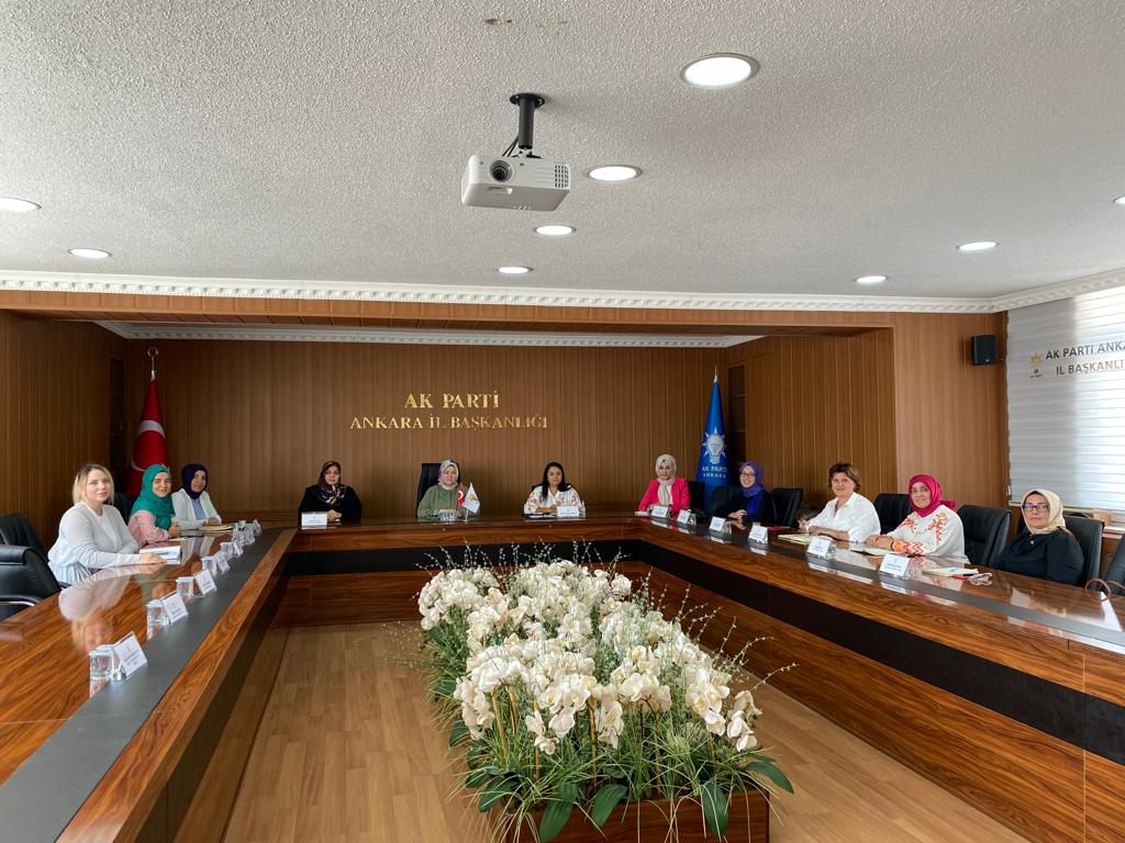 akkadinankara's tweet photo. Haftalık olağan yürütme kurulu toplantımızı Başkanımız @hatice_cakmak_ önderliğinde gerçekleştirdik.

@aysekesir #Hedef2023 https://t.co/p3b97jkfYd