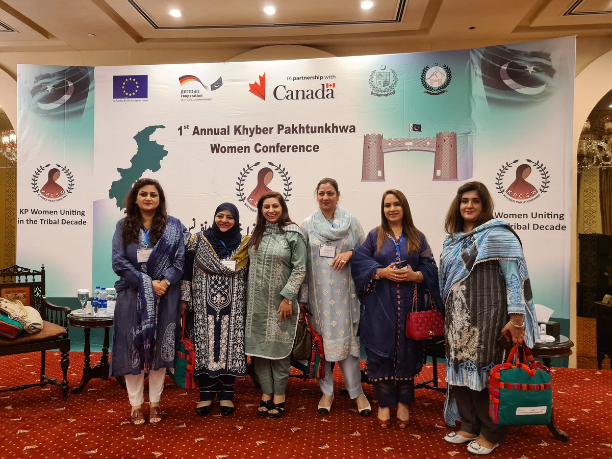 Cowater_Intl's tweet photo. 350+ participants attending the 1st Annual #KhyberPakhtunkhwa #Women Conference in #Islamabad. Inspiring to witness so many #women leaders! @Cowater_Intl proud to support @kpcsw efforts to advance women's rights. 🇨🇦 🇵🇰  #KPwomenconf22 #KPwomen @gilmour_wendy @navift @1st_kp https://t.co/AjJBR9WZRg