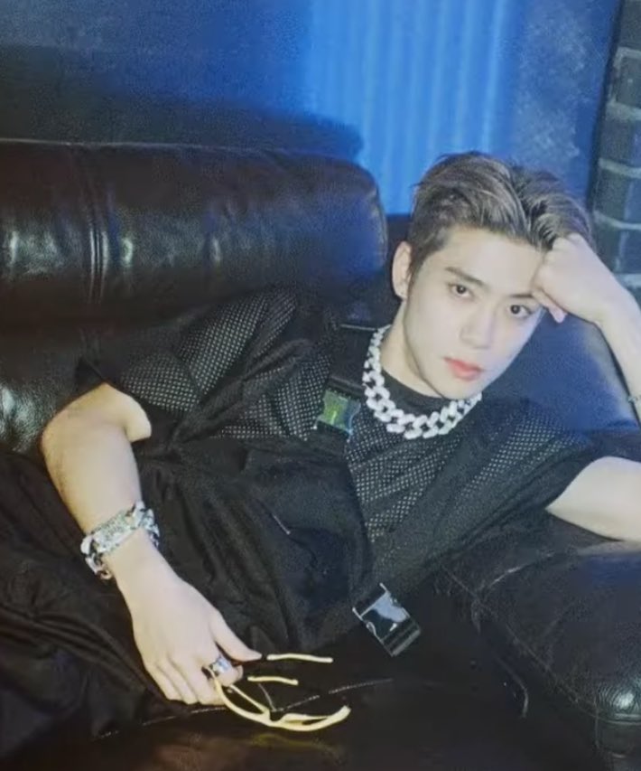 ᵕ̈ (@jhyunfolder) on Twitter photo 