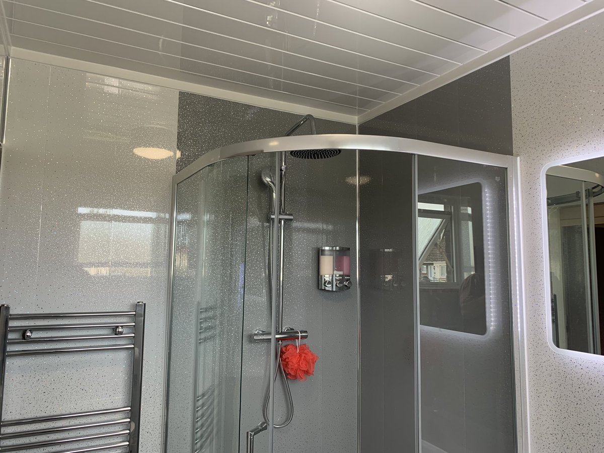 GH_Bathrooms's tweet photo. before and After Full Bathroom Refurb
#bathroomrenovation #bathroomremodel #bathroomrefurb #tiler #bathroom #homeimprovement #plumbing #wetwall #pvcceiling #beforeandafter #ayrshire #glasgow #renfrewshire #professional #happycustomer #PleaseRT #RETWEEET #RETWEEETME https://t.co/cL1PWZ8gWN
