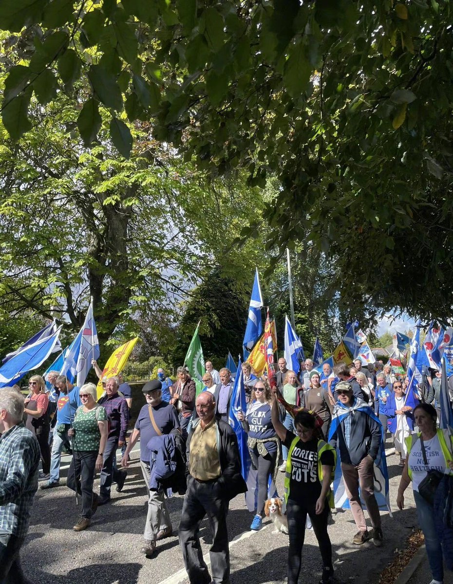 迷人的小红 tweet media