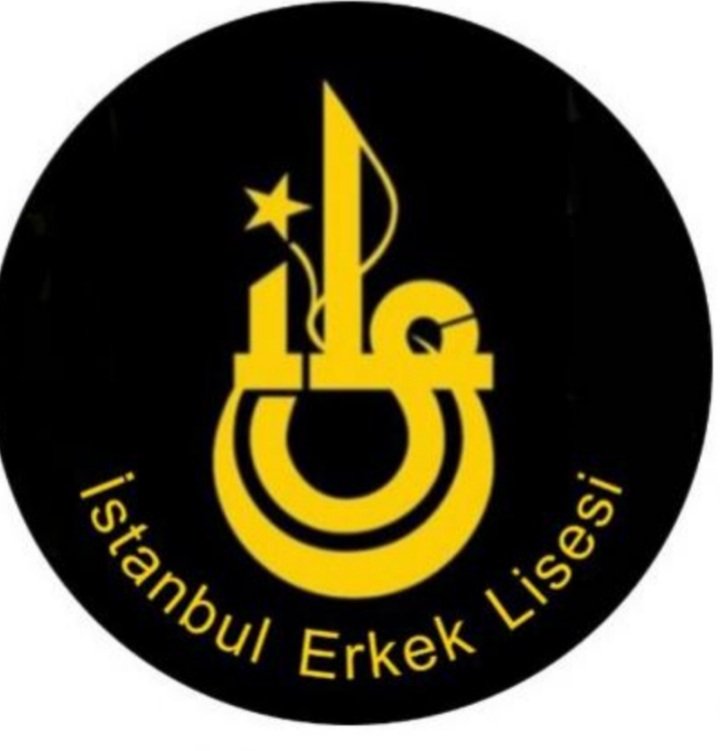 Duygulandıran ,anlamlı sürpriz.
IEL'23 ün zihinleri kadar yürekleri aydınlık geçleri arkadaşlarını unutmamış dönem anı yüzüğünü bana getirdiler.Emanetini aldı sevgili oğlum Ege Ilgaz.Teşekkürler İstanbul Erkek Liseliler🙏🙏