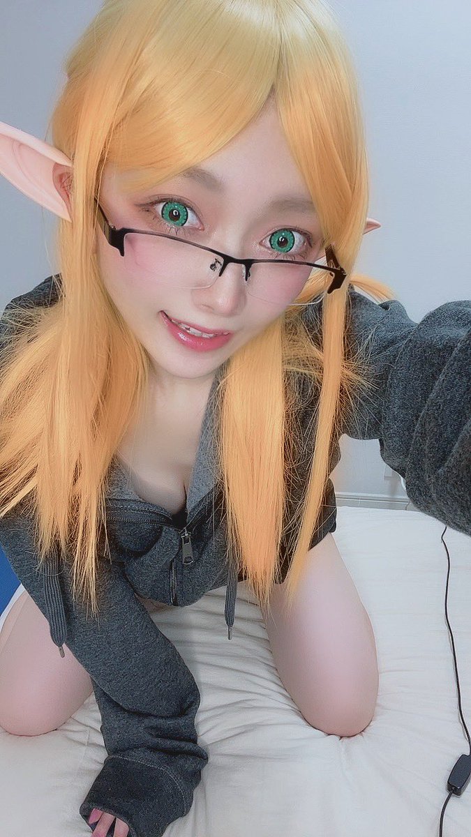 yuzuka_cos's tweet photo. 異世界おじさん

「はいどーもー！おじさんでーす！」 https://t.co/kCDKYNg4YM