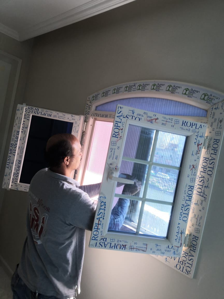 smforwindowspvc's tweet image. نموذج شباك مفصلي الماني 🇩🇪❤️
دابل جورجيا بسلك بليسيه وستارة بلاك اوت 🤗❤️

روبلاستووو الالماني 💪🇩🇪

للتواصل والاستفسار:
01103305232-01103305235
01114455505-01115550533

فيسبوك:facebook.com/S.M.forwindows…
انستجرام:instagram.com/smforwindowsup…

#upvc
#Roplasto
#SM_Forwindos