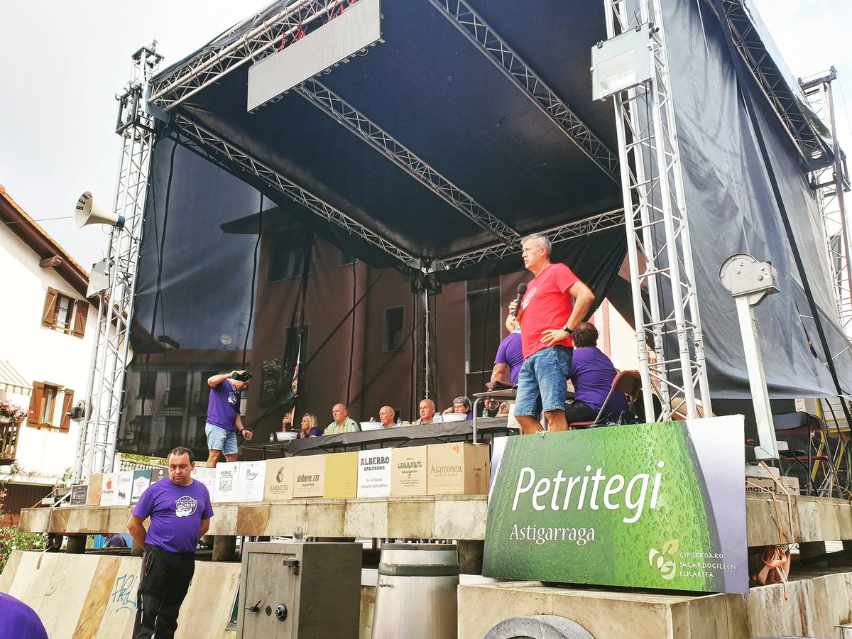 Petritegi's tweet photo. Eskerrik asko Ergobia! #petritegi #Astigarraga #sagarkultura #sagardoa #sidra #1526 #ergobia https://t.co/BrIOLYYu25