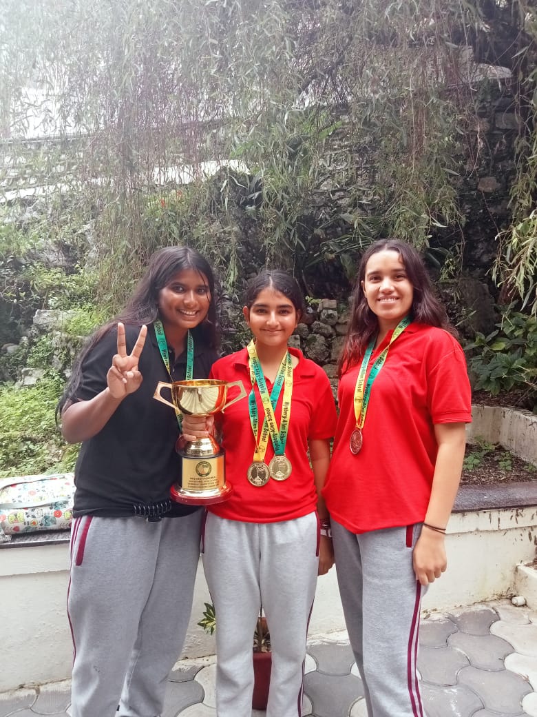 MussoorieS's tweet photo. #SwimmingCompetition2022

Congratulations 🎉🎉🎉🎉🎉
Inter School Swimming Competition. 
Rocking #MIStars!!!  
Nadia Sony
Drishti Yadav
Krishna Yadav

#swimming #swimmingcompetition  #girlsboardingschool #mistar #misindia #boardingschool #mussoorie #mussoorieinternationalschool https://t.co/n2AZUuxPUG