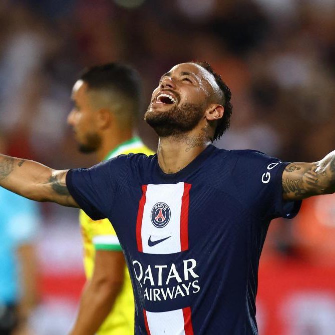 CanalSupporters's tweet image. 🇧🇷 | On parle du match exceptionnel de Neymar face à Lille dans le #LiveCS avec @hadrien_grenier 

➡️ Twitch.tv/canalsupporters

#PSG