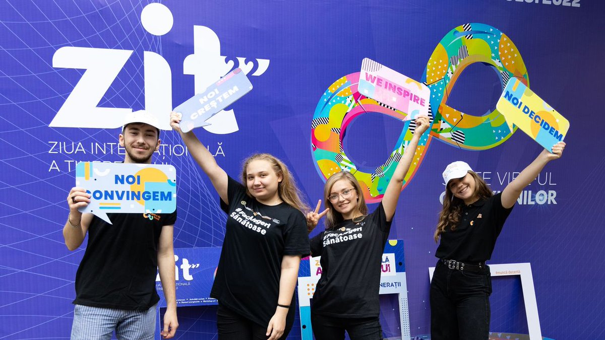 UNFPAMoldova's tweet photo. The Youth Peer to Peer Network set up by @UNFPA & @ADCinMoldova unites young people from vocational schools in🇲🇩- champions of a healthy #lifestyle.
At the #InternationalYouthDay, they played #WithoutTaboo games, advocating for their right to sexuality education. #mybodymychoice https://t.co/WZAMygLoc1