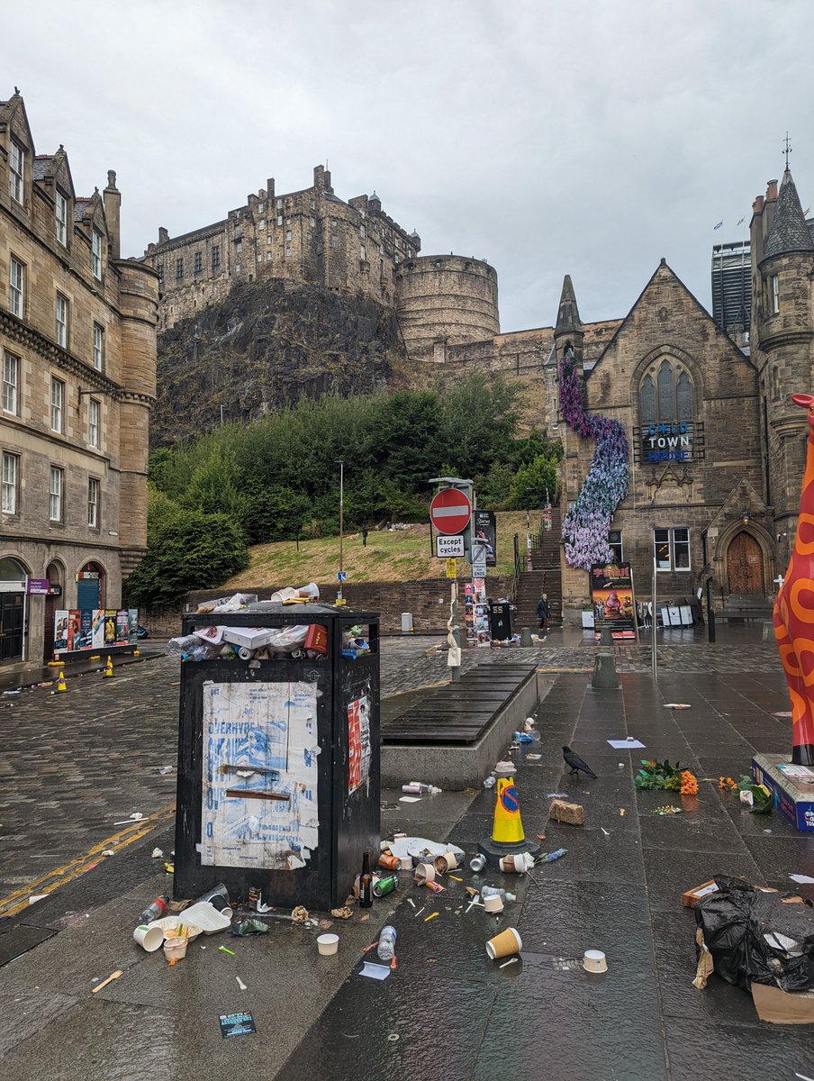 If you are visiting Edinburgh and notice the state of things it's because our amazing cleansing workers are on strike due to not being paid a fair wage. Solidarity from all at MDM ✊