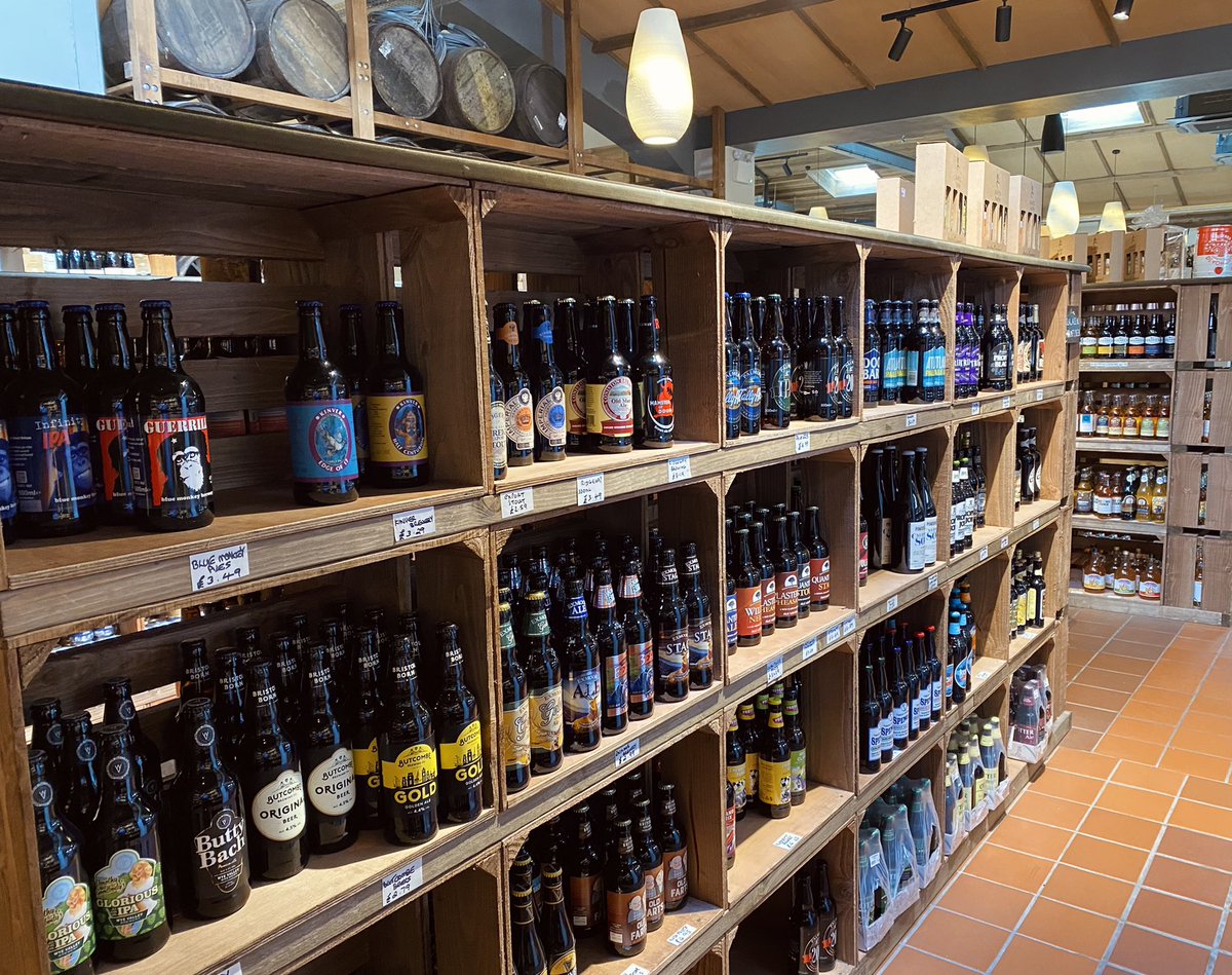 First post in a long time!

Made a visit to Darts Farm over the weekend to pick up a bottle of my absolute fave, Avocet by <a href="/exeterbrewery/">The Exeter Brewery</a>.

#AleDrinkerNamedRob #ale #aledrinker #aleblog #beer #beerdrinker #beerblog #beerblogger #ExeterBrewery #DartsFarm <a href="/ExeterBrewery/">The Exeter Brewery</a> <a href="/dartsfarm/">Darts Farm</a>
