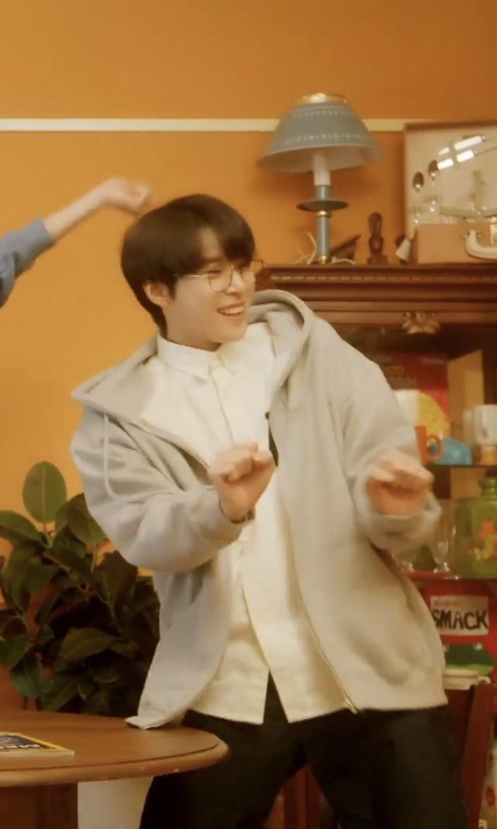오..잉 tweet media
