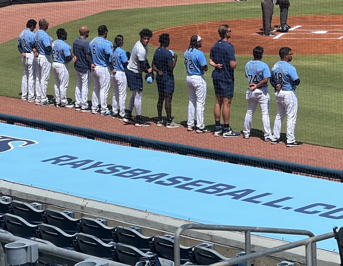 BattChelle's tweet photo. #Raysup✨ https://t.co/gmKSKMta5h