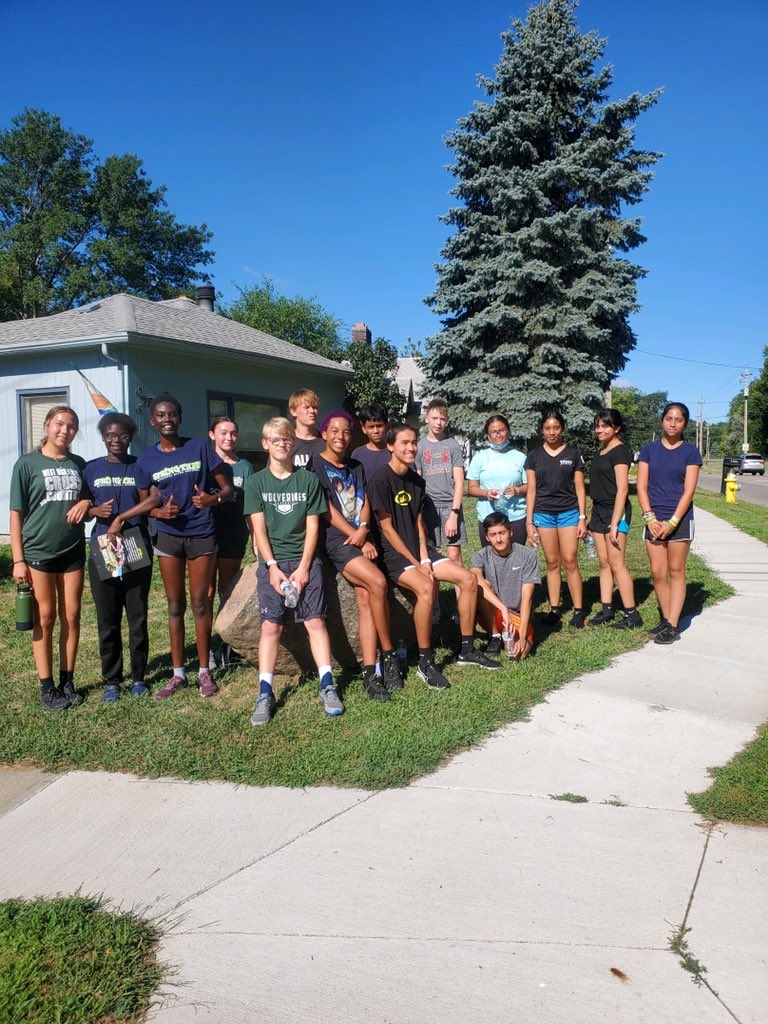 Sioux City West High Running tweet media