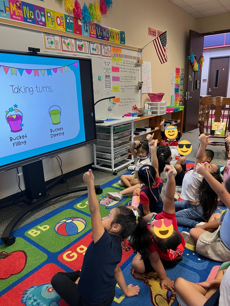 martintechlab's tweet photo. Martin kindergarten thinking and responding to our topic “filling and dipping” from our buckets.  @Martin_Mustangs https://t.co/Ki51ABOrBs