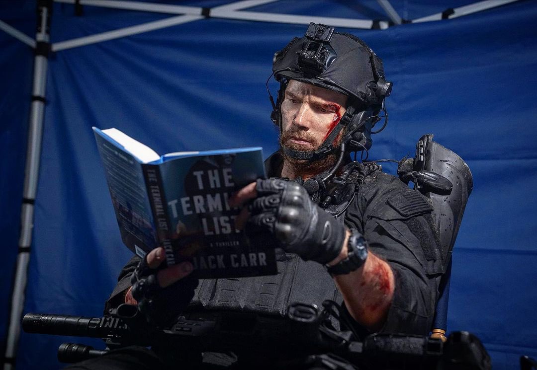 Chris Pratt on X: Pictured here reading “The Terminal List” for the first  time thinking, “Wow, if I option this book and turn this into a series, I  wouldn't even have to