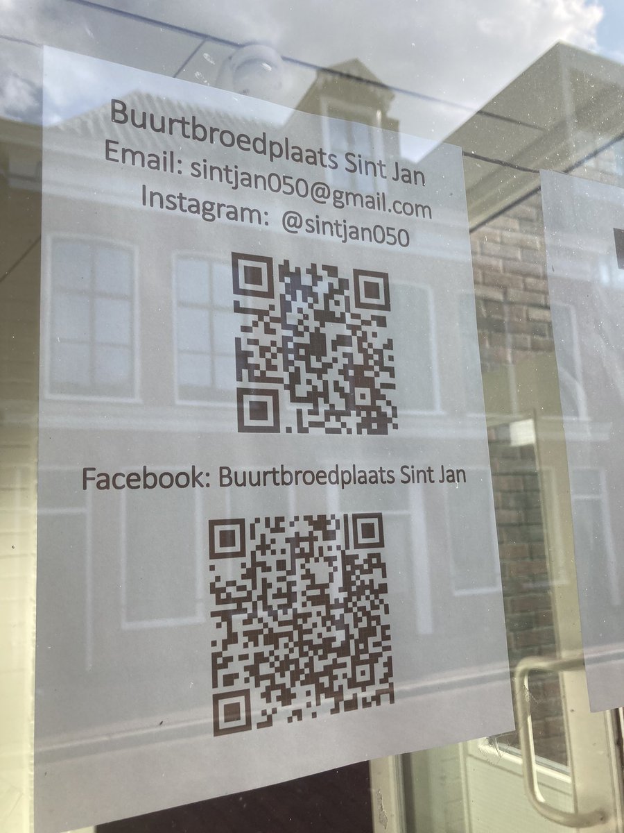 RoelkeHNienhuis's tweet photo. Wat leuk, de #grootemaaltijd van @KVVVG is dit jaar in verschillende buurten, o.a. in de #Buurtbroedplaats #StJan in de Binnenstad Oost. Bewoners zorgen voor de maaltijd. Mooie plek voor de buurt, waar bewoners en sociale bedrijven/ZZP samen werken aan en in de Buurtbroedplaats. https://t.co/E1dbaqH4MW