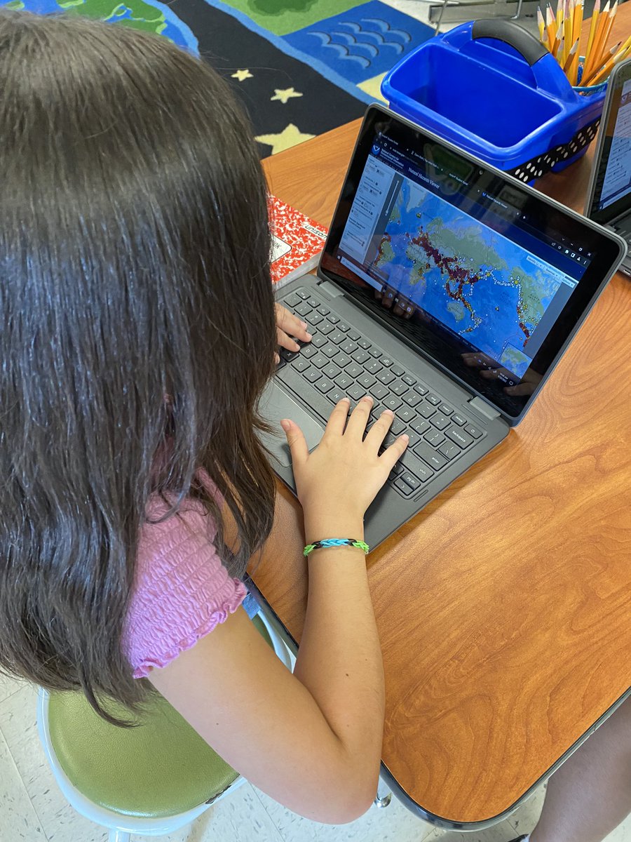 KSigsbee's tweet photo. @bellsferryelem 5th grade students are exploring real world data to see patterns in plate boundary effects and creating tectonic eggs. Thank you @CobbSchools for the one to one devices for students! @STEMcobb https://t.co/idLb98sHlM