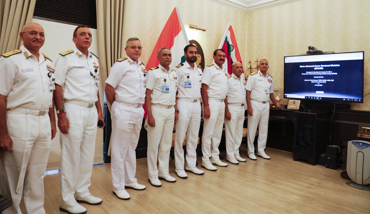 indiannavy's tweet photo. #DigitalIndia
Adm R Hari Kumar, #CNS launched Metoc Advanced User Simulcast Modules #MAUSM, #IndianNavy's in-house Software developed at Dte of Naval Oceanology & Meteorology #DNOM.
Provides vital met observations, forecast & shares near #realtime sensor data on Navy intranet. https://t.co/01D8ShAxut
