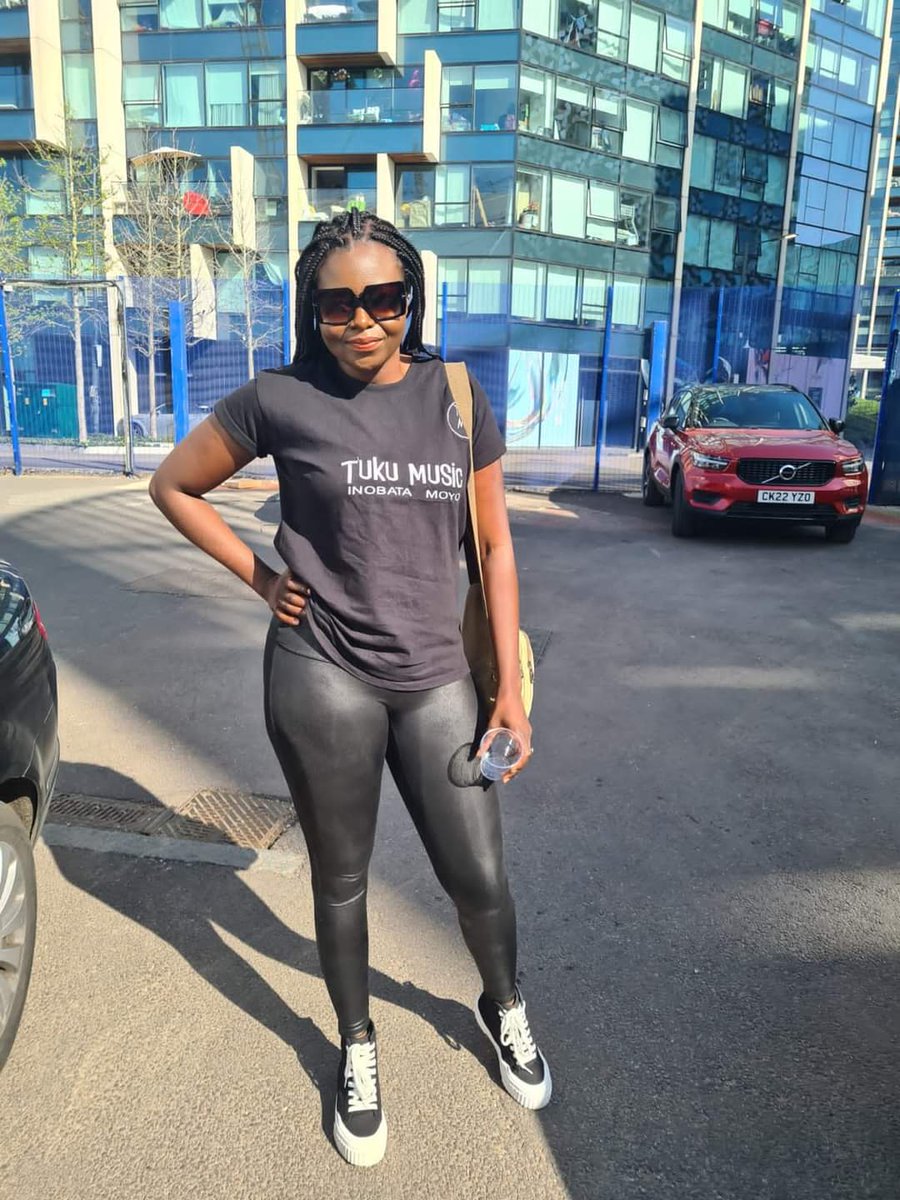 KayseConnect's tweet photo. Happy birthday @SelmorMtukudzi we wish you many more years as you continue to keep growing and make it in the music world.
#birthdays #celebritybirthdays #MaNdhlovu
#Mtukudzi #Manatsa
#KayseConnect https://t.co/6iD6luZDqW