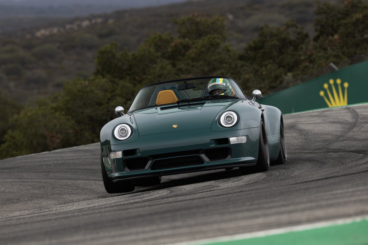 robertovery's tweet photo. GUNTHER WERKS #IMAGEBYOVERY #porsche993 #bespoke #corkscrew #hillclimb #patricklong #boost #upthecork #lagunaseca #weathertechraceway https://t.co/FnPMdrJbdG