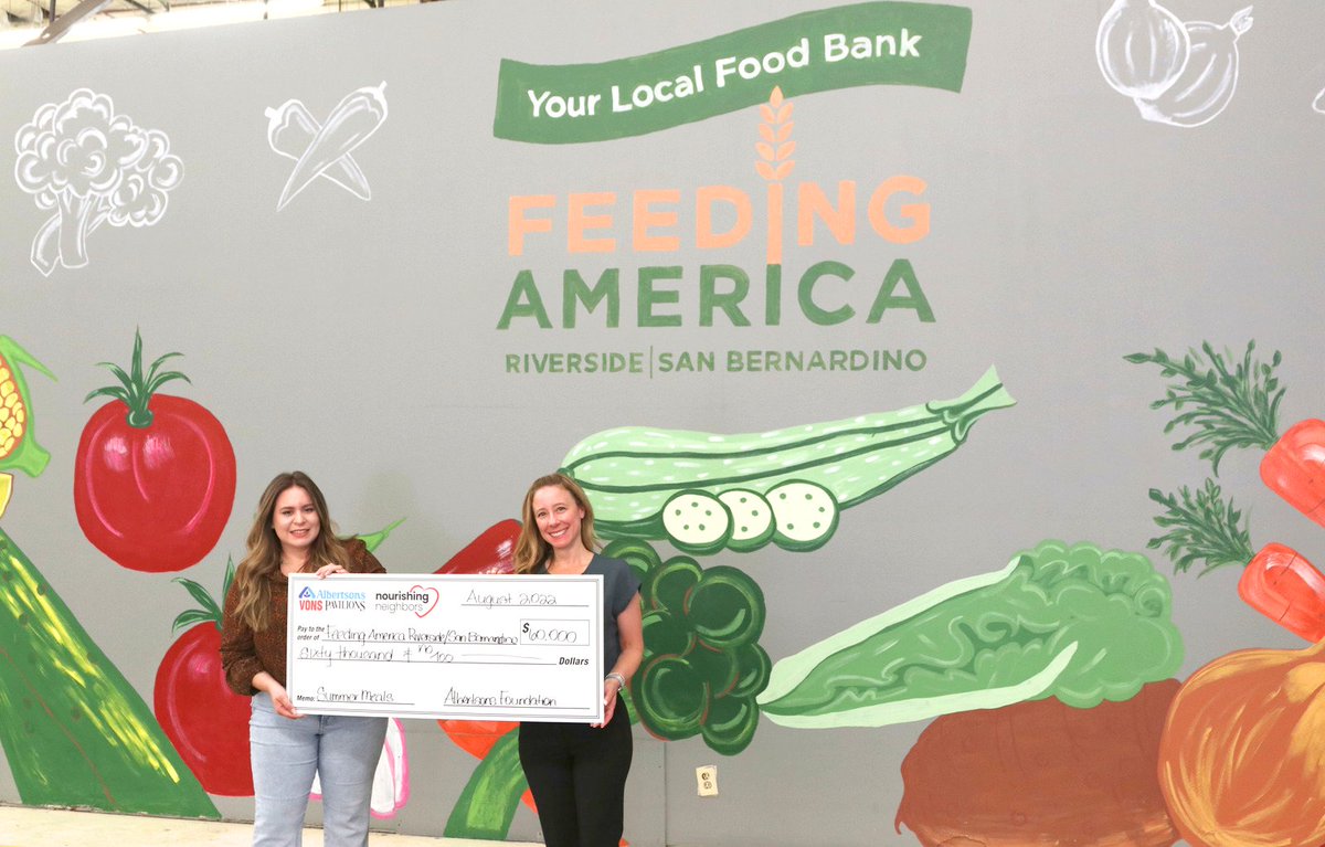 feedingie's tweet photo. Our hunger-relief efforts are being recognized! 🧡

We're honored to receive a $60,000 grant from @Albertsons Foundation's Nourishing Neighbors which will help provide up to 420,000 meals for Inland Empire families.
#NourishingNeighbors #wefeedtheie #hungerfreeie #community https://t.co/uwz6sN1gmf