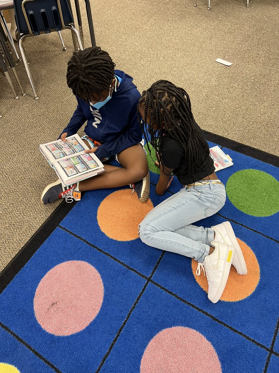 OrtonEmily_'s tweet photo. Our 3rd graders are excited about reading! They got the chance to pair up to read and share all about their books! @McKamyElem @mpruitt1 @rlangston731 @MrsRobersonCFB #cfbproud https://t.co/PV2bKgmv7D