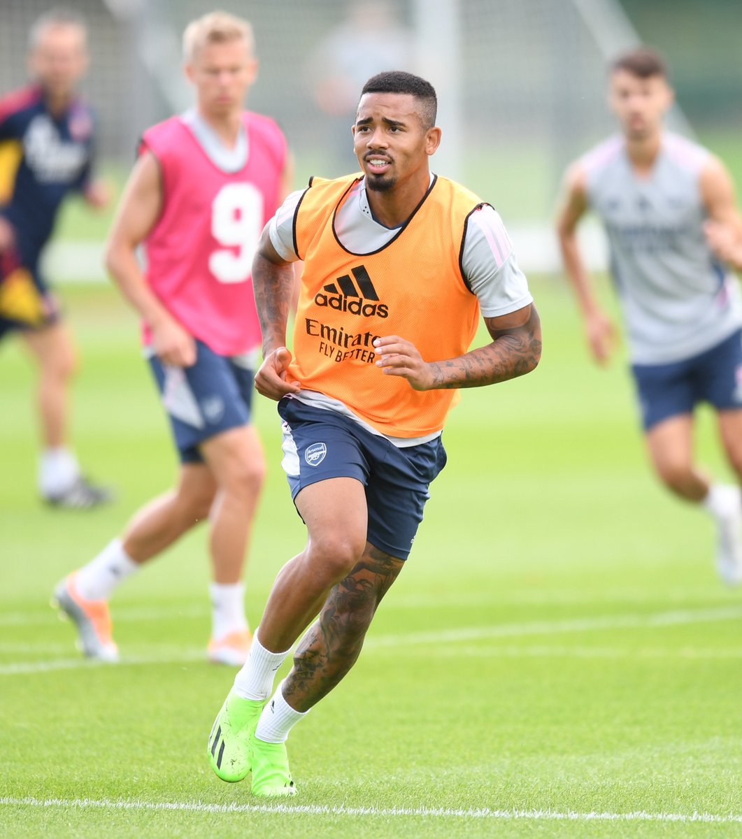 Arsenal's tweet photo. Straight back to work 💪 https://t.co/ZZSiJuAeLz