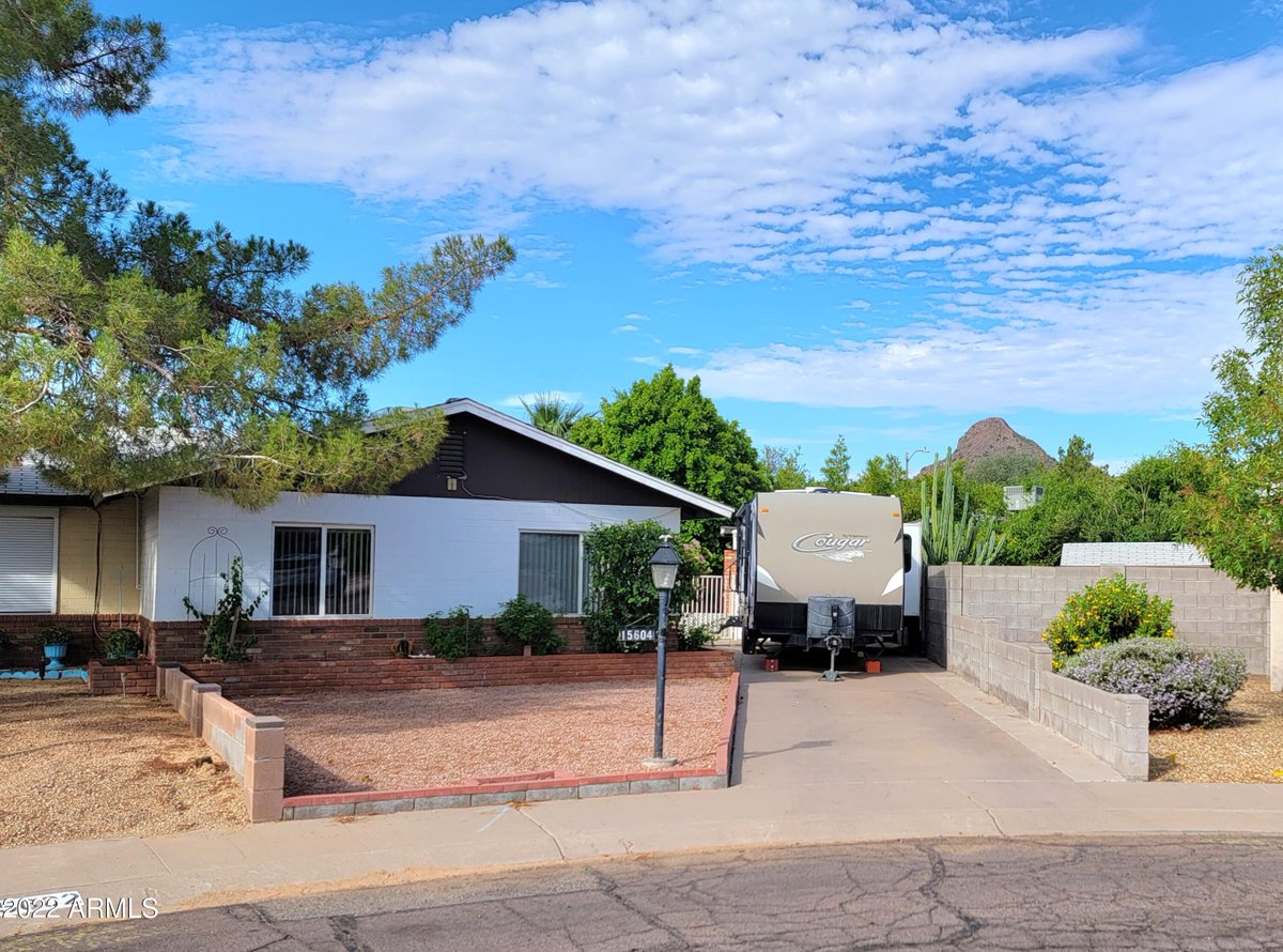 Create new memories in this beautiful home.  #homesforsale  cpix.me/l/151416511