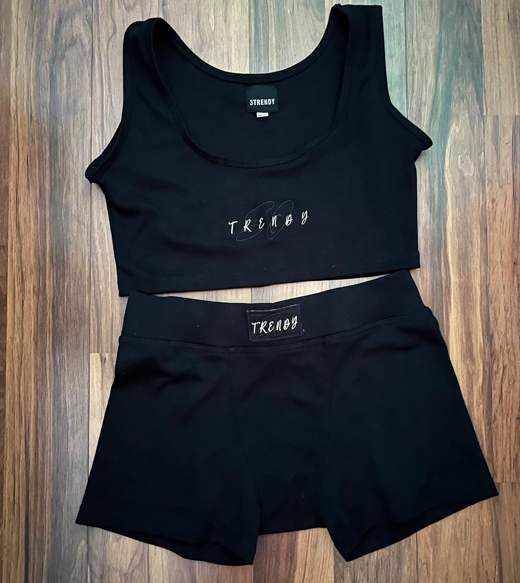 mvp_zh3's tweet photo. New Trendy Sets Just Dropped!! RT To Help Me Find My Next Customer!!!🔥🔥 https://t.co/iWnqHqg1PI