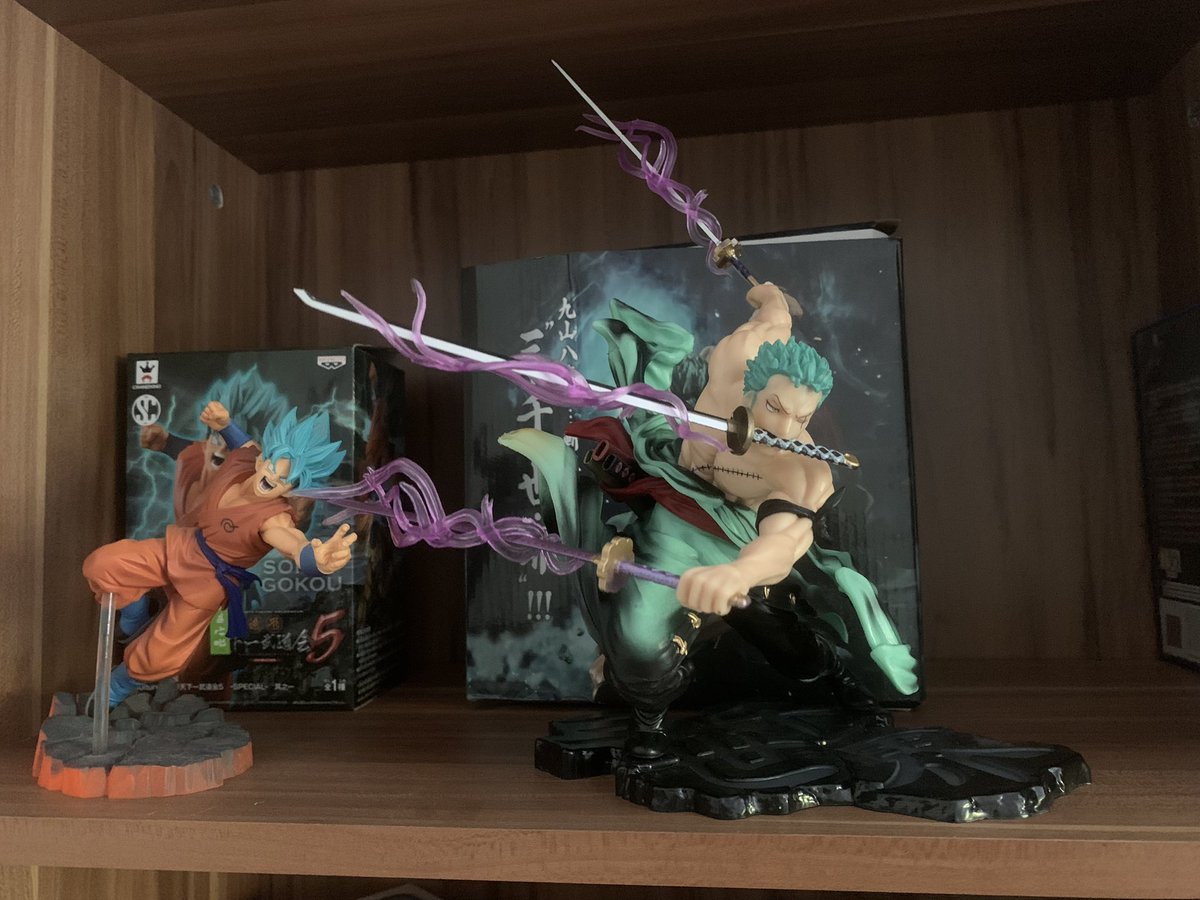 ilovelancey's tweet photo. nahh dis lit couple more figures and my shit gonna look fire https://t.co/P4WhdlAPg4