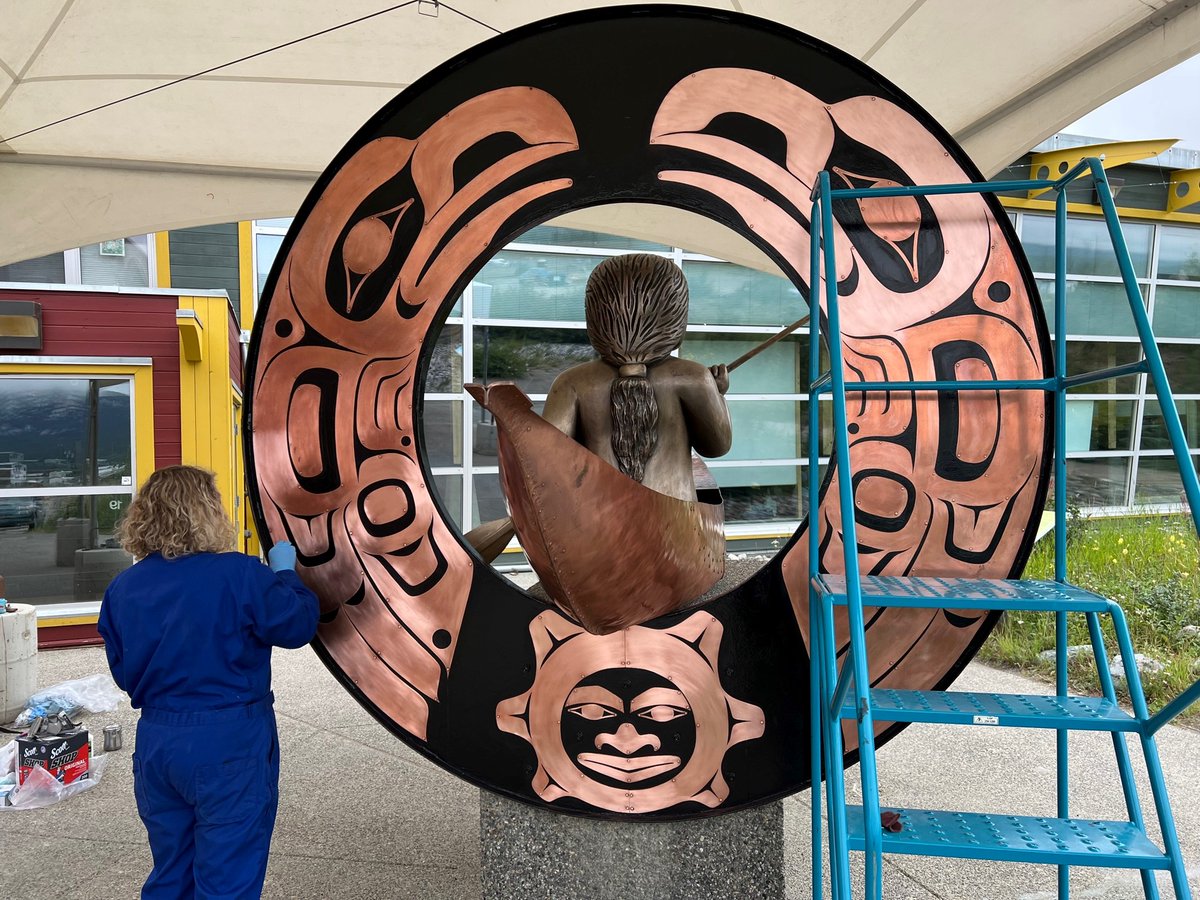 yukonberingia's tweet photo. DYK that our sculpture "Where Legends Meet" is currently undergoing conservation work? After removing the old protective coating, a new layer of lacquer was applied. This week, a wax coating will be added. We can't wait to see the finished project! #BeringiaBTS https://t.co/mQ78a3c3pP