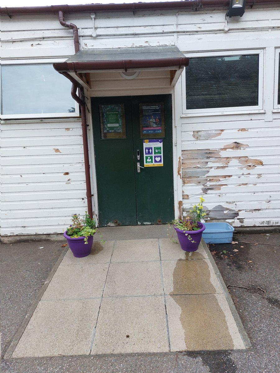 Dorps #school in Schotland. 1 juf, 9 leerlingen en lekker veel ruimte. Benieuwd naar andere voorbeelden in #Europa