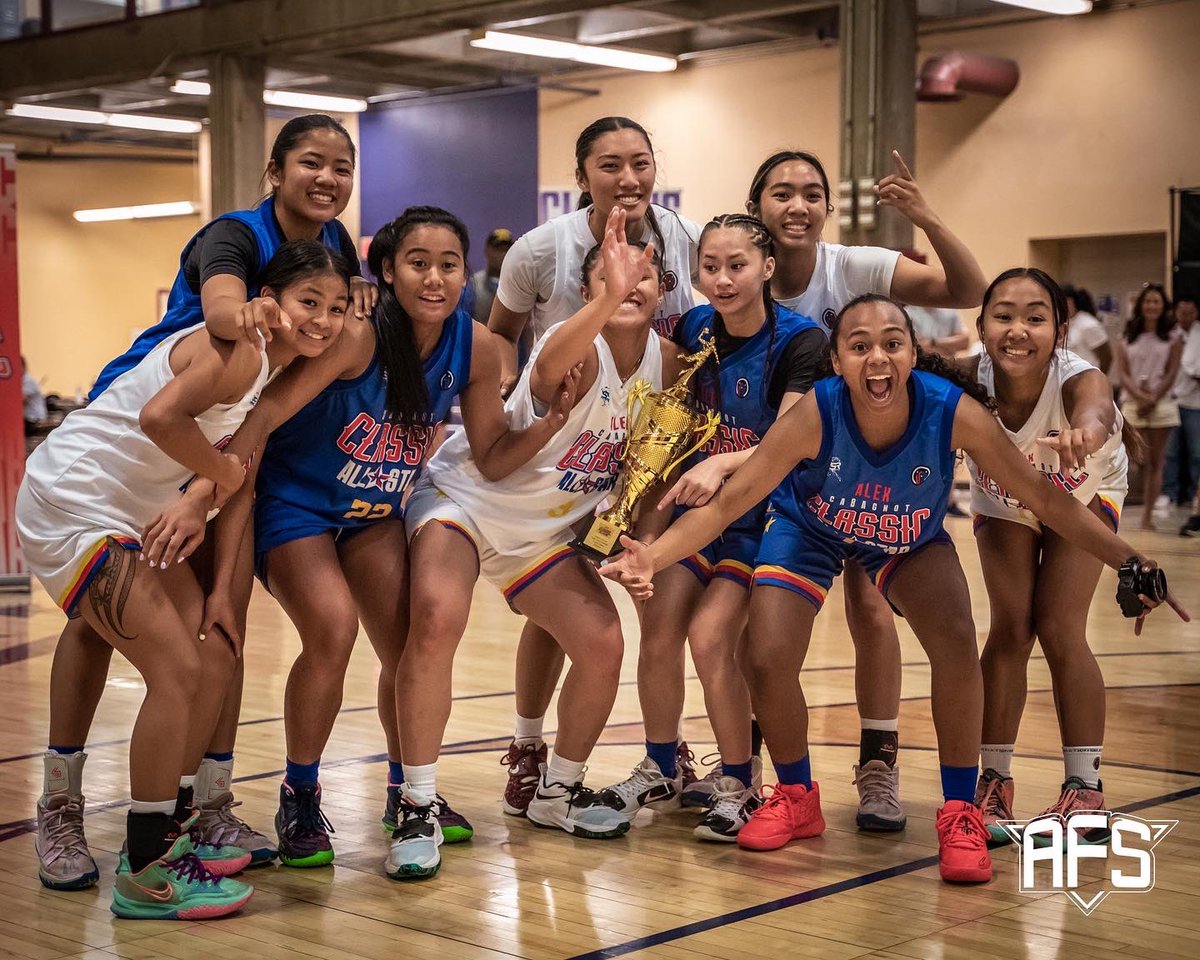 AFSQueens's tweet photo. The FILAM Nation ladies went all in this summer during the FILAM All Star Game! #afsqueens #afshoops #anythingforsports #vegashoops #vegasballers #wewearthecrown #filam #filamselect https://t.co/BSLdOktYe2
