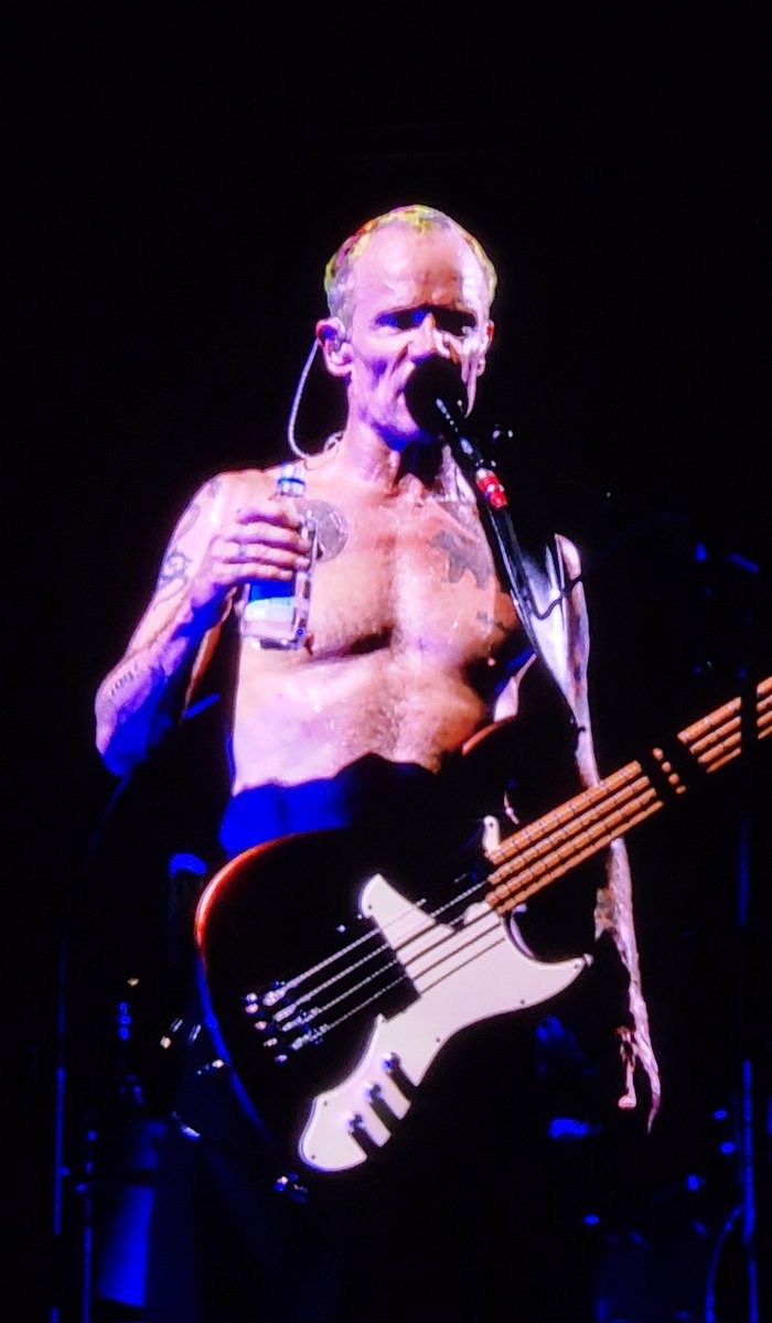 Well that was fun!
Thanks for a good time <a href="/flea333/">Flea</a> 
RHCP Unlimited Love Tour
Toronto
#maplesyrop