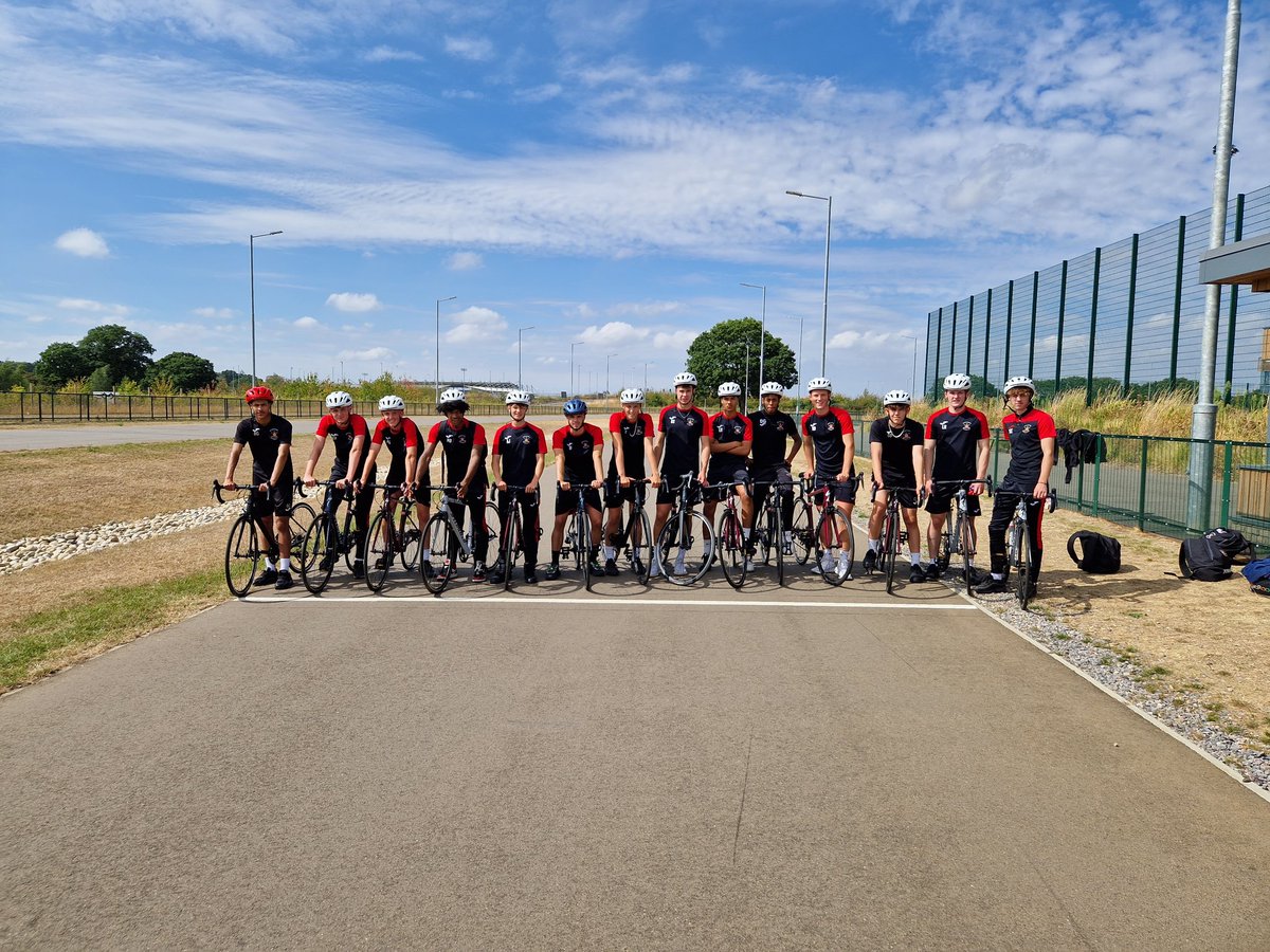 Today, some of our U23 squad went on a trip to @ColSportsPark to participate in a series of team building activities. A huge thank you to Kate @TheHubNMFC1 for kindly sponsoring the trip!