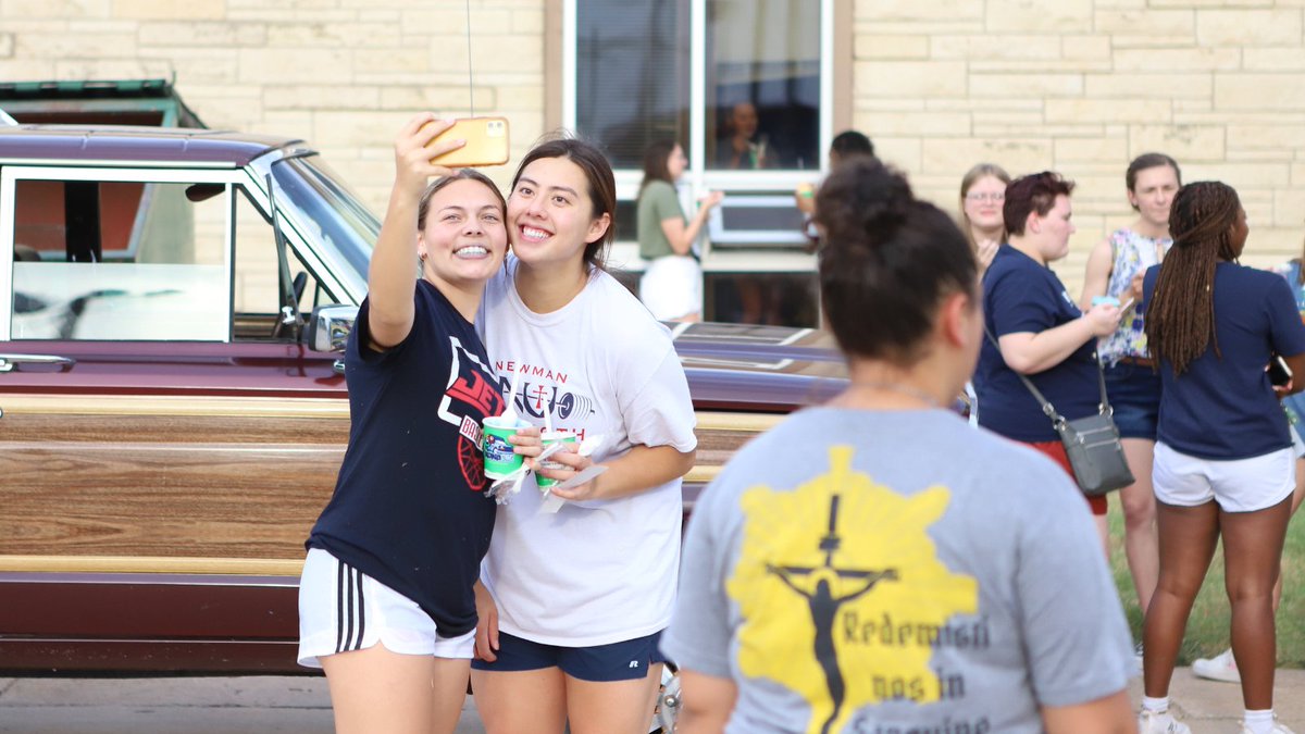 It may be the last weekend of summer, but this is just the beginning of the full #NewmanU experience.

#BeachBash #WelcomeBack