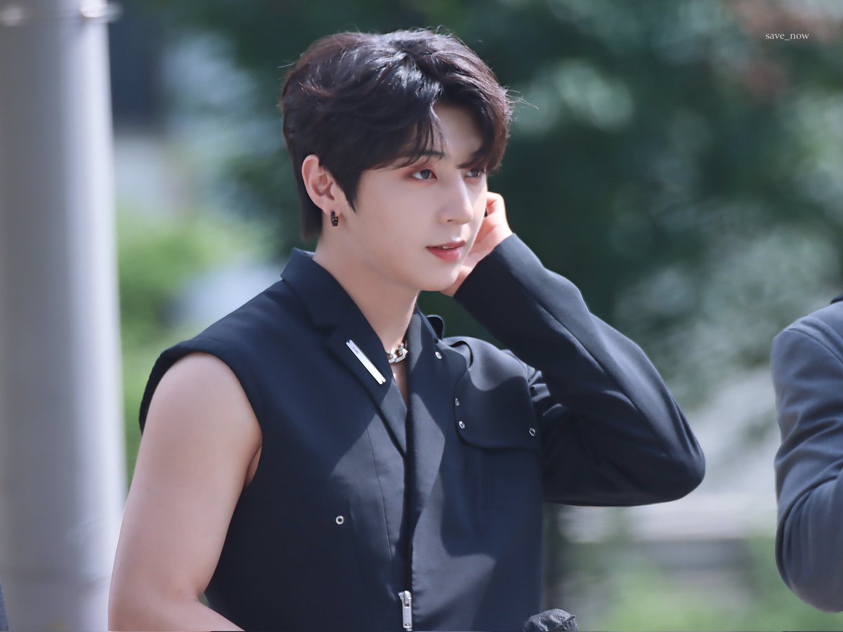 save_D_se's tweet photo. 220820 음악중심 미니팬미팅 #Y

#성윤 #최성윤 #와이 #SUNGYUN #골든차일드 #GoldenChild https://t.co/QLgA7kJAS1