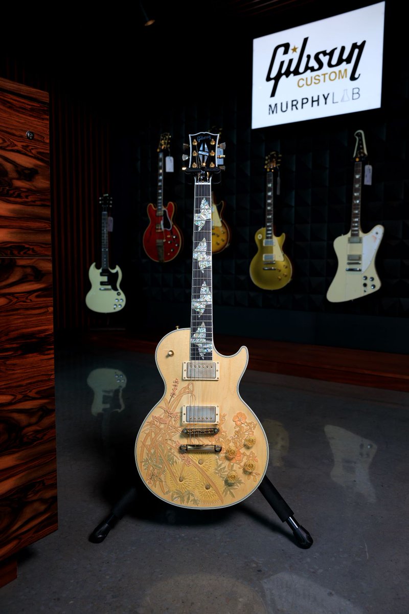 CustomGibson's tweet photo. Crossroads Crossroads
To learn more about this guitar created to demonstrate the art of carving during the 2019 Crossroads Festival in Dallas, visit: https://t.co/z51Z1p38Nv or call the @GibsonGarage at (615) 933-6000
#gibson #rickiehinrichsen #masterartisan https://t.co/KFEwHVfv4L