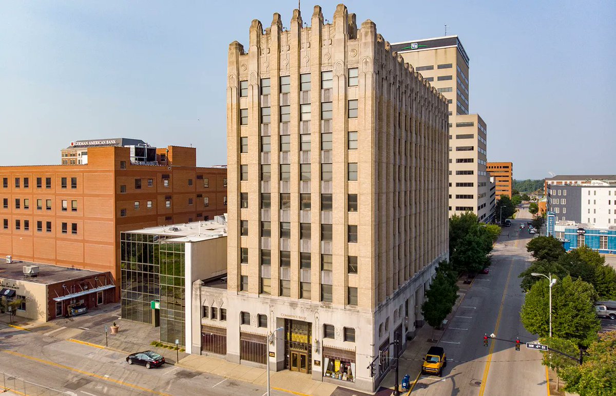 The Hulman building, Evansville's iconic 10-story Art Deco building, has been placed on <a href="/IndianaLandmark/">Indiana Landmarks</a>'s list of 10 most endangered landmarks. indianalandmarks.org/endangered-pro…